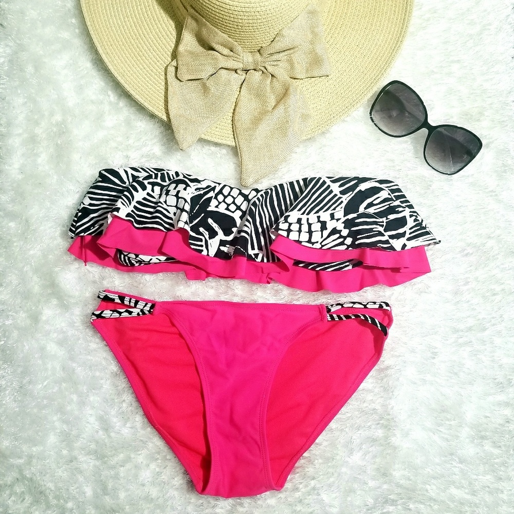 APOLLO Cute strapless bikini with ruffles medium